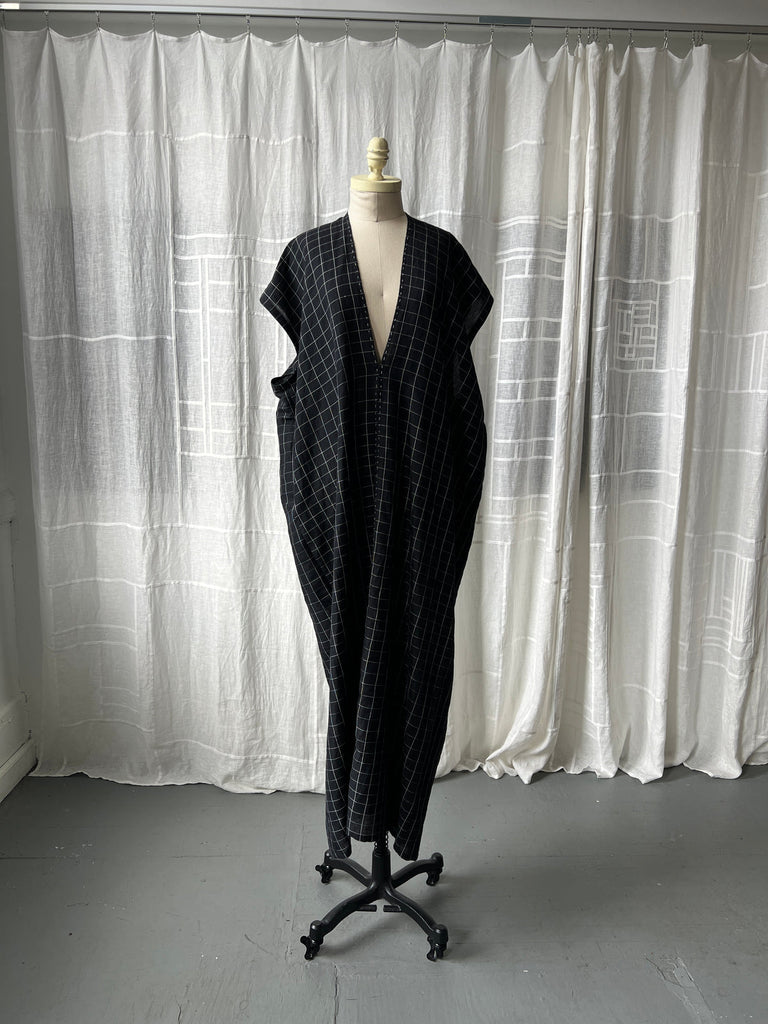 Black V-Neck Grid Caftan Dress